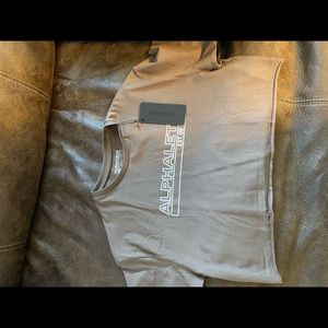 Alphalete crop tee